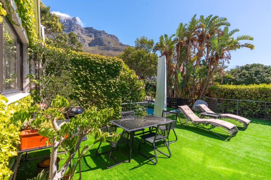 5 Bedroom Property for Sale in Oranjezicht Western Cape